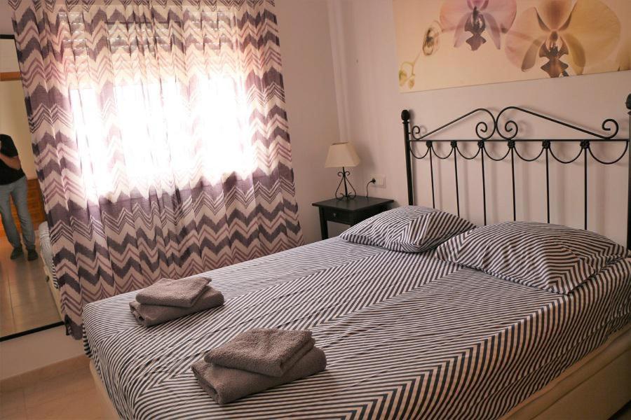 Casa Kasander, Two Bedroom Appartment Near Beach With Pool Нерха Екстер'єр фото